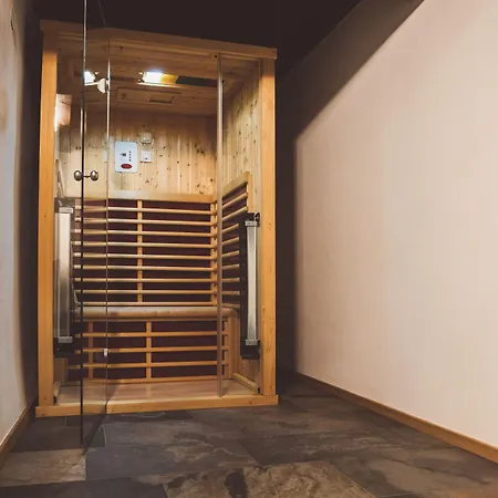 아파트 암 조넨항 *